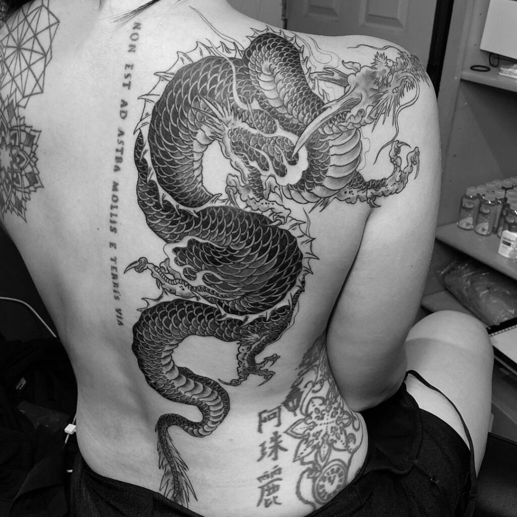 back tattoos, large back tattoos, dragon back tattoos, spine back tattoos